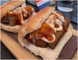 Broodje frikandel speciaal